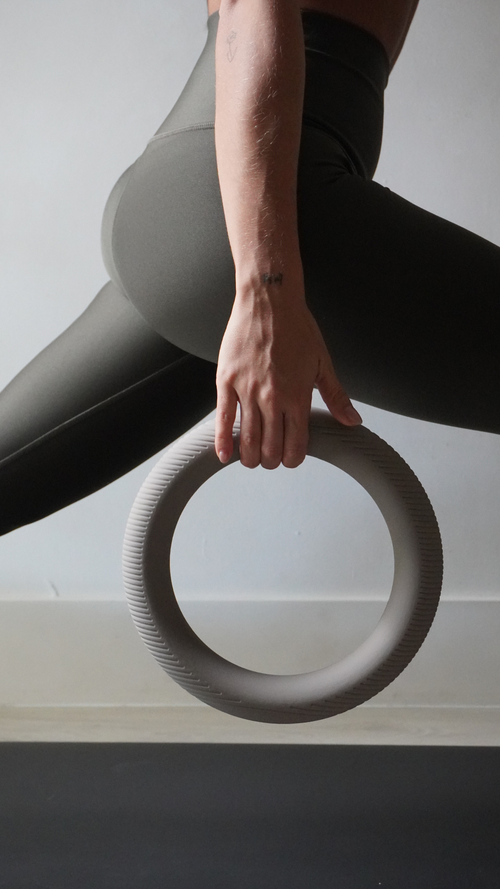Dumbbell Ring